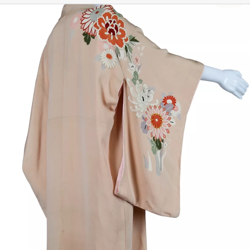 VINTAGE 70'S HAND EMBELLISHED KIMONO
